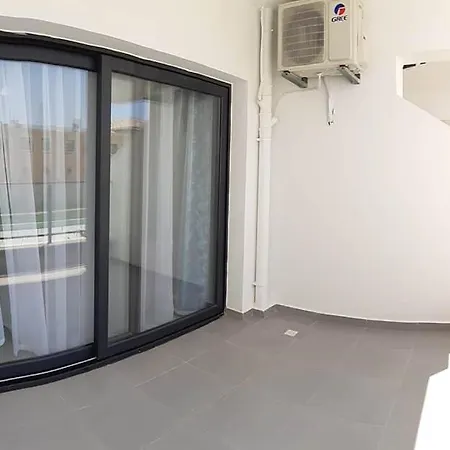 Studio For Vacation North Appartamento